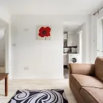 Lovely One Bedroom Flat.